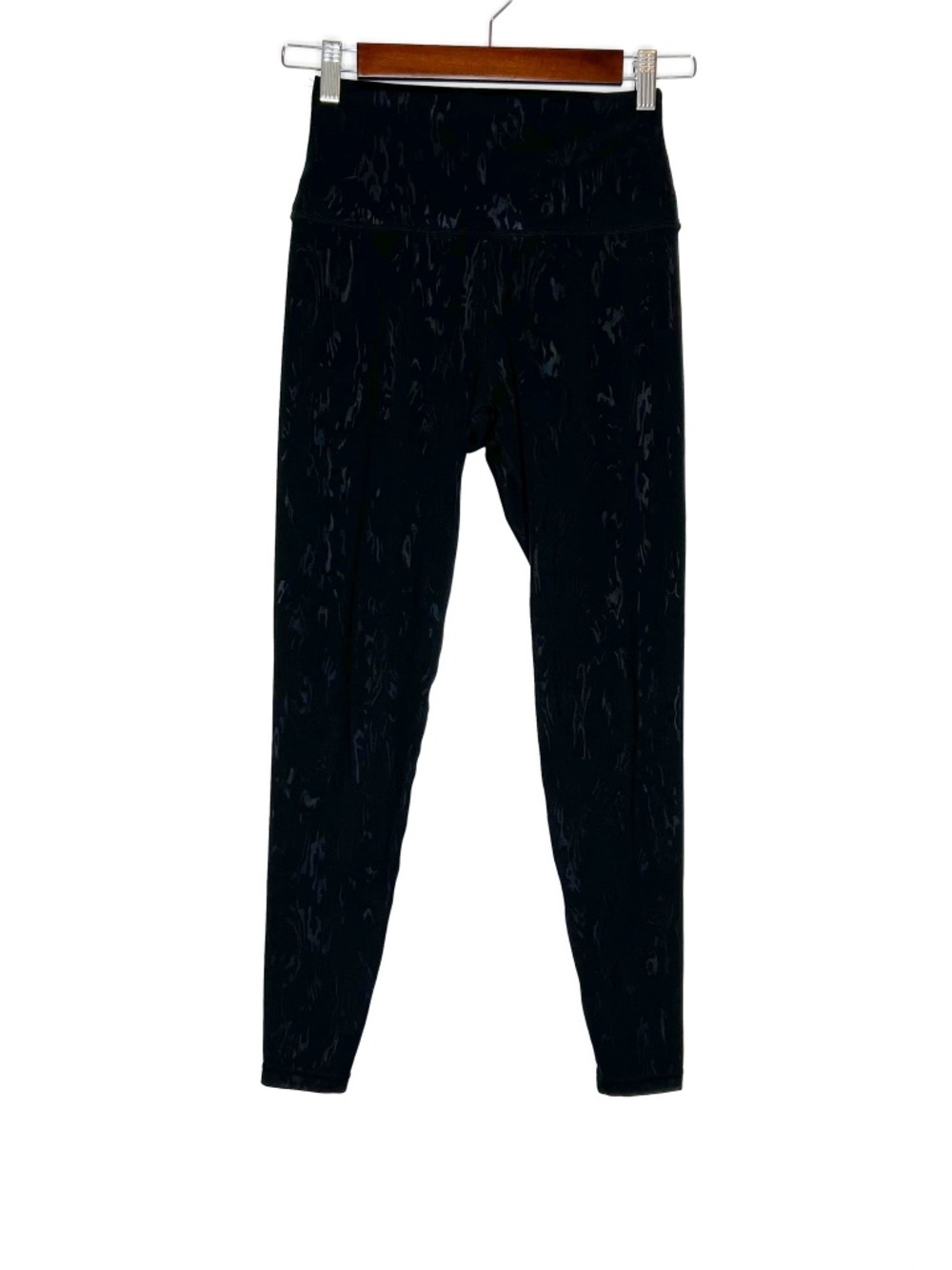 Halle Berry Sweaty Betty Leggings The Re-Spin Collection
